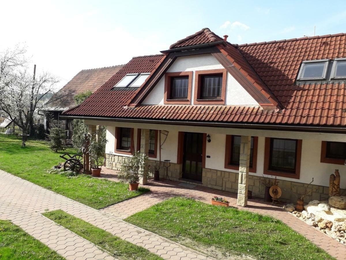 Apartman Kristina Ivachnova 49 Бешеньова Екстер'єр фото